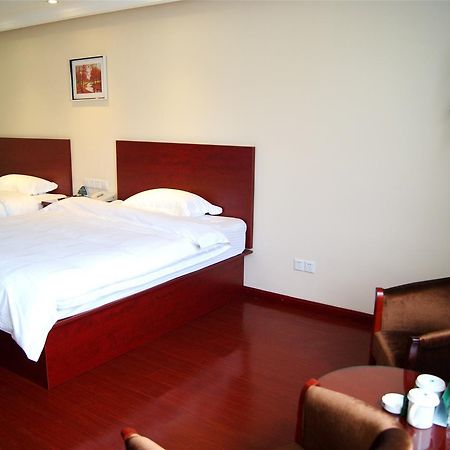Greentree Inn Beihang Commercial Street Express Hotel Σενγιάνγκ Εξωτερικό φωτογραφία