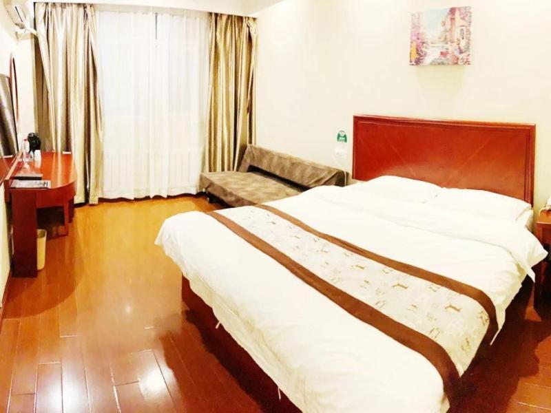 Greentree Inn Beihang Commercial Street Express Hotel Σενγιάνγκ Εξωτερικό φωτογραφία
