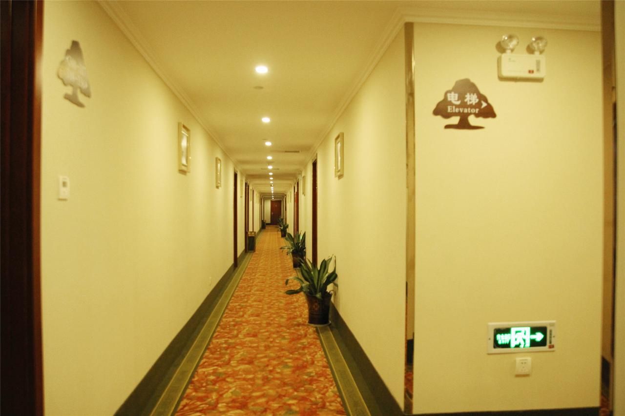 Greentree Inn Beihang Commercial Street Express Hotel Σενγιάνγκ Εξωτερικό φωτογραφία