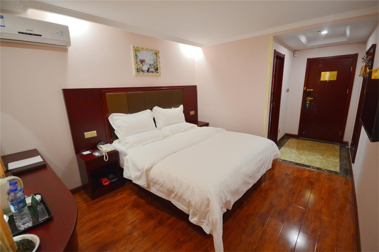 Greentree Inn Beihang Commercial Street Express Hotel Σενγιάνγκ Εξωτερικό φωτογραφία